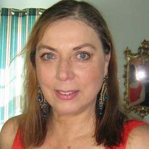 Meet your Posher, Deborah